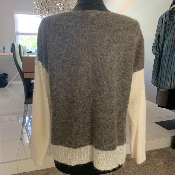 Helmet Lang Asymmetrical Color-block Sweater. - Picture 3 of 4